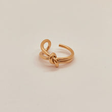 Load image into Gallery viewer, June knot ring - 18K Gold filled
