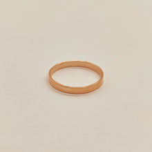 Load image into Gallery viewer, Hazel ring band - 14K Gold filled
